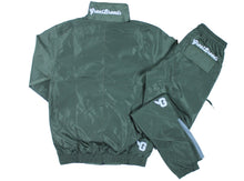 Load image into Gallery viewer, VINTAGE GREATS NYLON SET DARK MOSS (LARGE)

